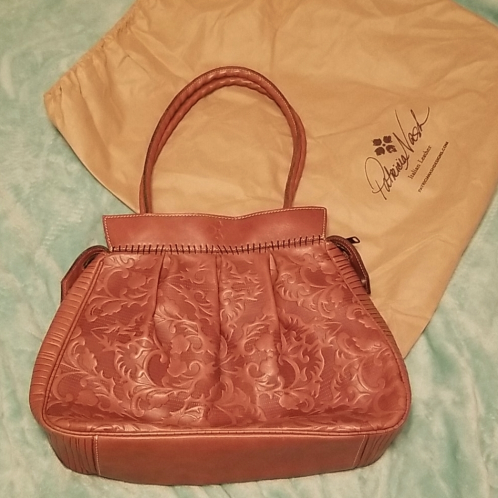 EUC Patricia Nash tooled Italian leather bag